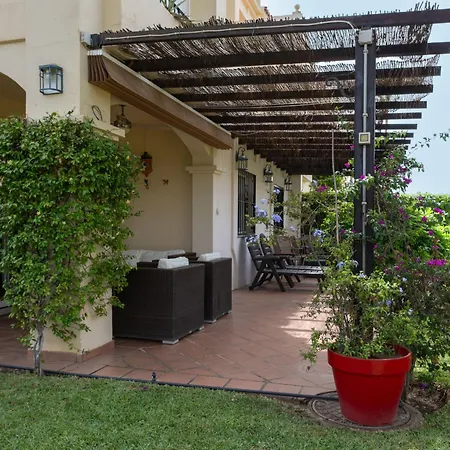 La Quinta Golfers Retreat By Interhome
